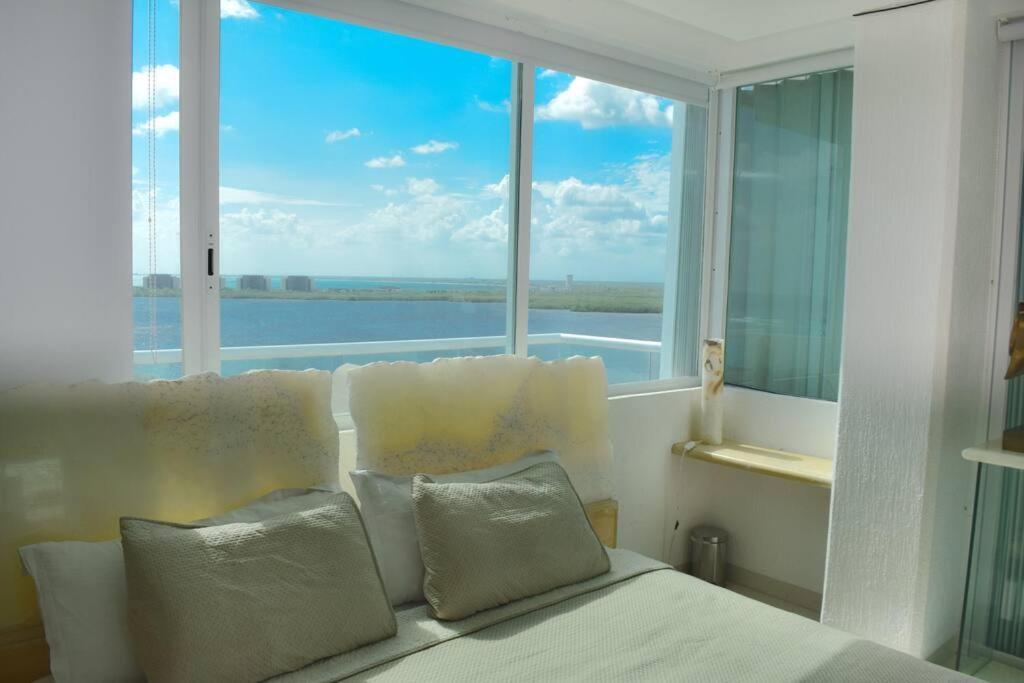 Estudio A Pie De Playa, Increibles Vistas, Amanecer, Atardecer, Balcon, Gym, Jacuzi, 1807 Apartment Cancun Exterior photo