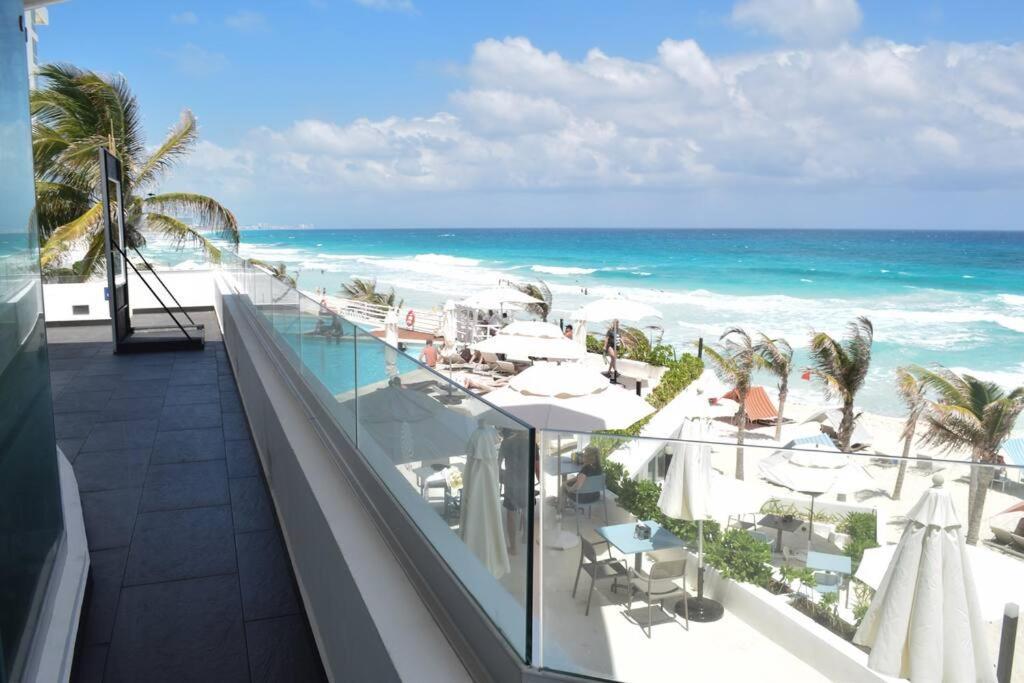 Estudio A Pie De Playa, Increibles Vistas, Amanecer, Atardecer, Balcon, Gym, Jacuzi, 1807 Apartment Cancun Exterior photo