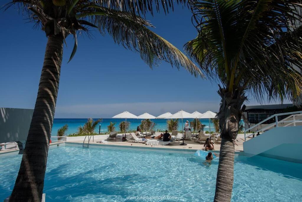 Estudio A Pie De Playa, Increibles Vistas, Amanecer, Atardecer, Balcon, Gym, Jacuzi, 1807 Apartment Cancun Exterior photo