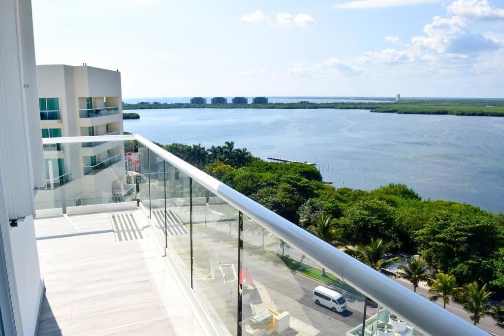 Estudio A Pie De Playa, Increibles Vistas, Amanecer, Atardecer, Balcon, Gym, Jacuzi, 1807 Apartment Cancun Exterior photo