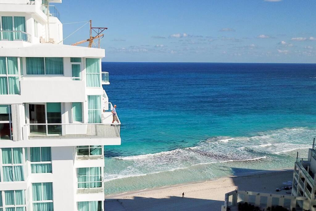 Estudio A Pie De Playa, Increibles Vistas, Amanecer, Atardecer, Balcon, Gym, Jacuzi, 1807 Apartment Cancun Exterior photo